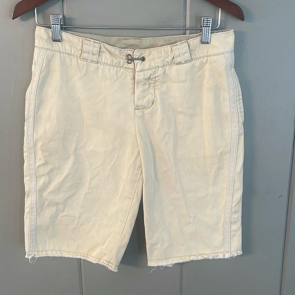 Da-Nang Embroidered Shorts - Picture 2 of 2